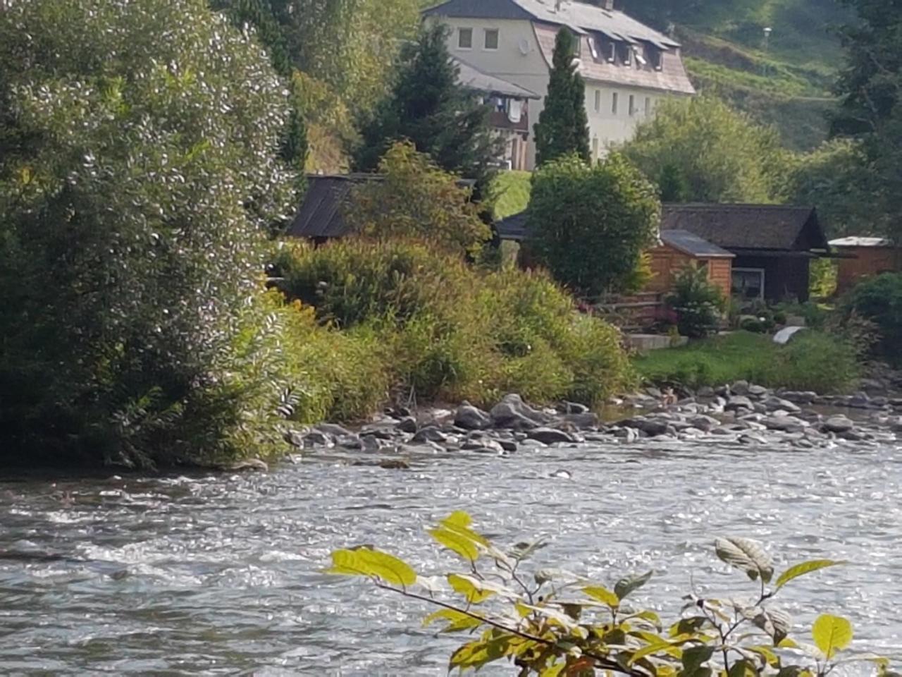 Riverside Ski Apartment Ramingstein Exterior foto